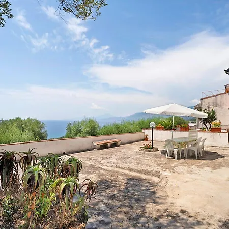 Holiday home Joh Centola